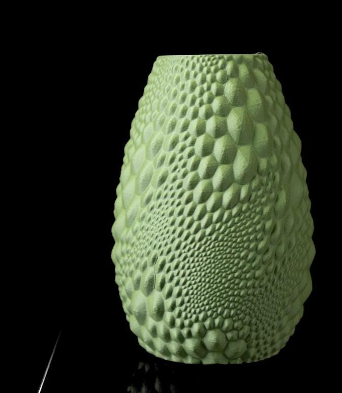Eco-Friendly 3D Printed Gato Flower Vase Bioplastic Home Décor (Handmade, Custom Color)