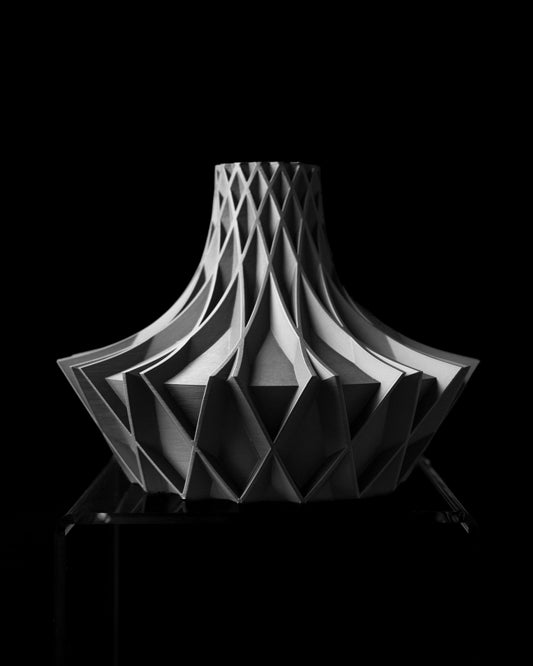 The Arkan Short Vase - LayerCraftLab