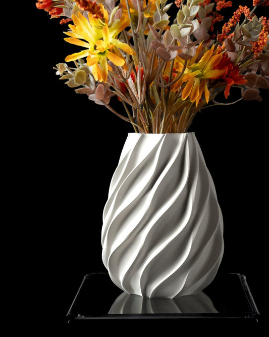 Twisted Flower Vase - LayerCraftLab