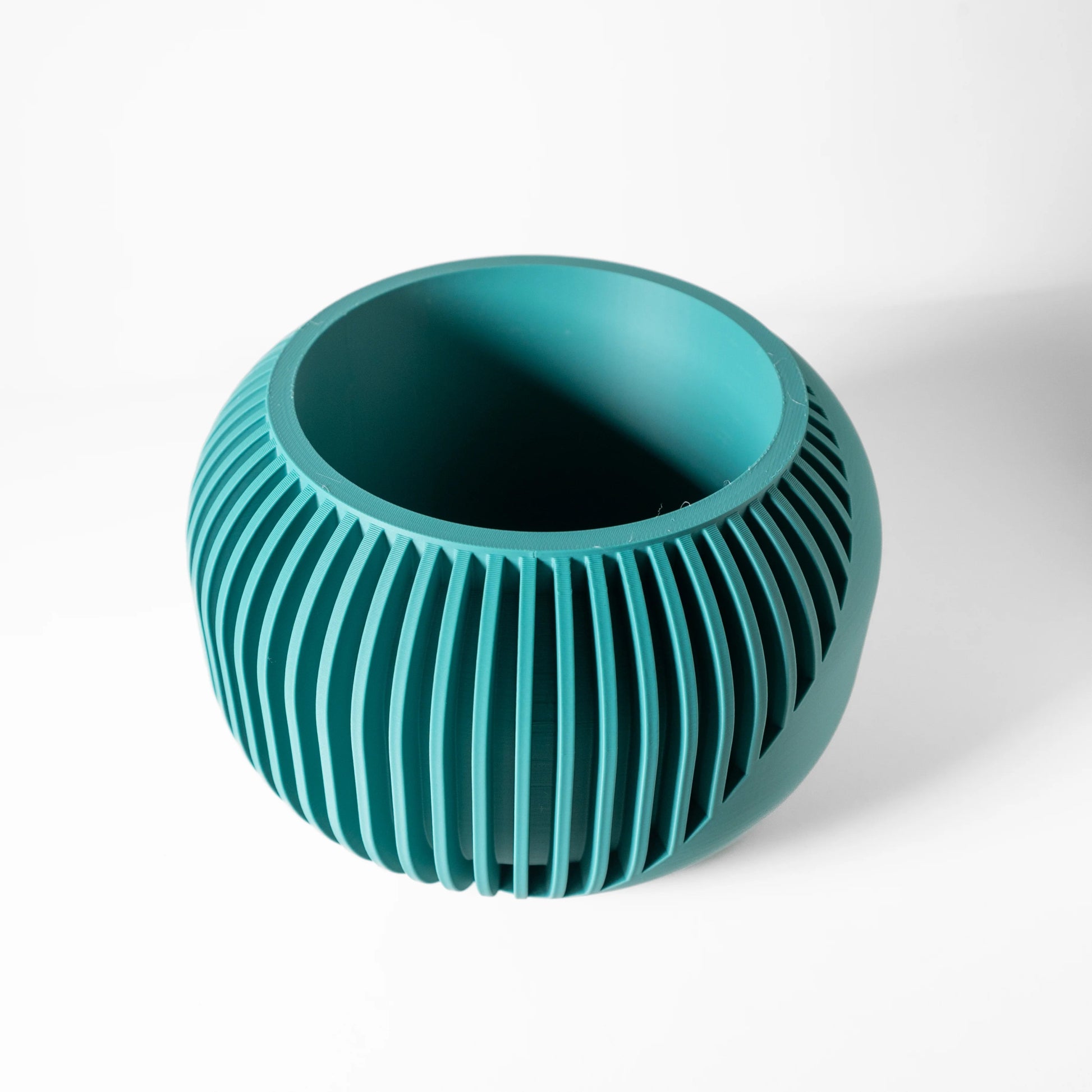The Narvo Planter Pot with Drainage Tray & Stand: - LayerCraftLab