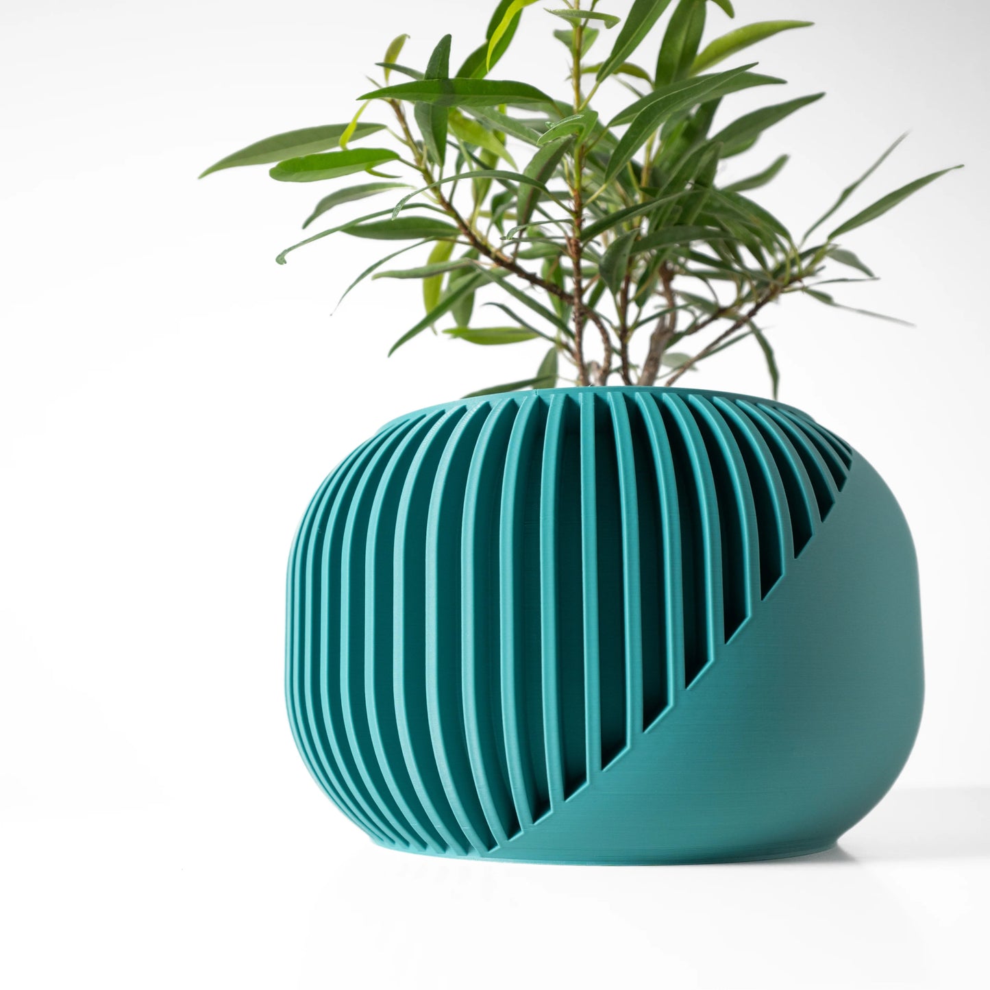 The Narvo Planter Pot with Drainage Tray & Stand: - LayerCraftLab