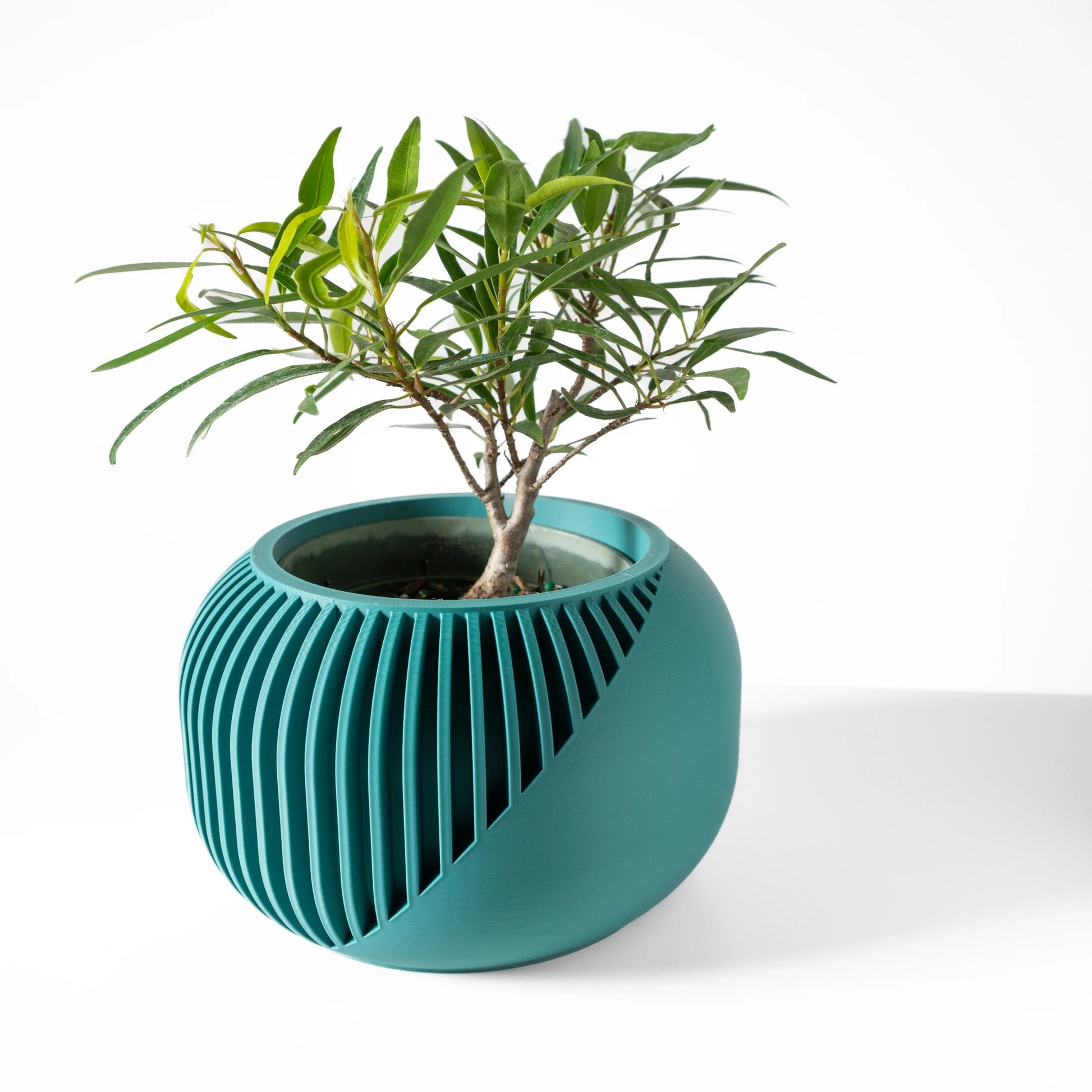 The Narvo Planter Pot with Drainage Tray & Stand: - LayerCraftLab