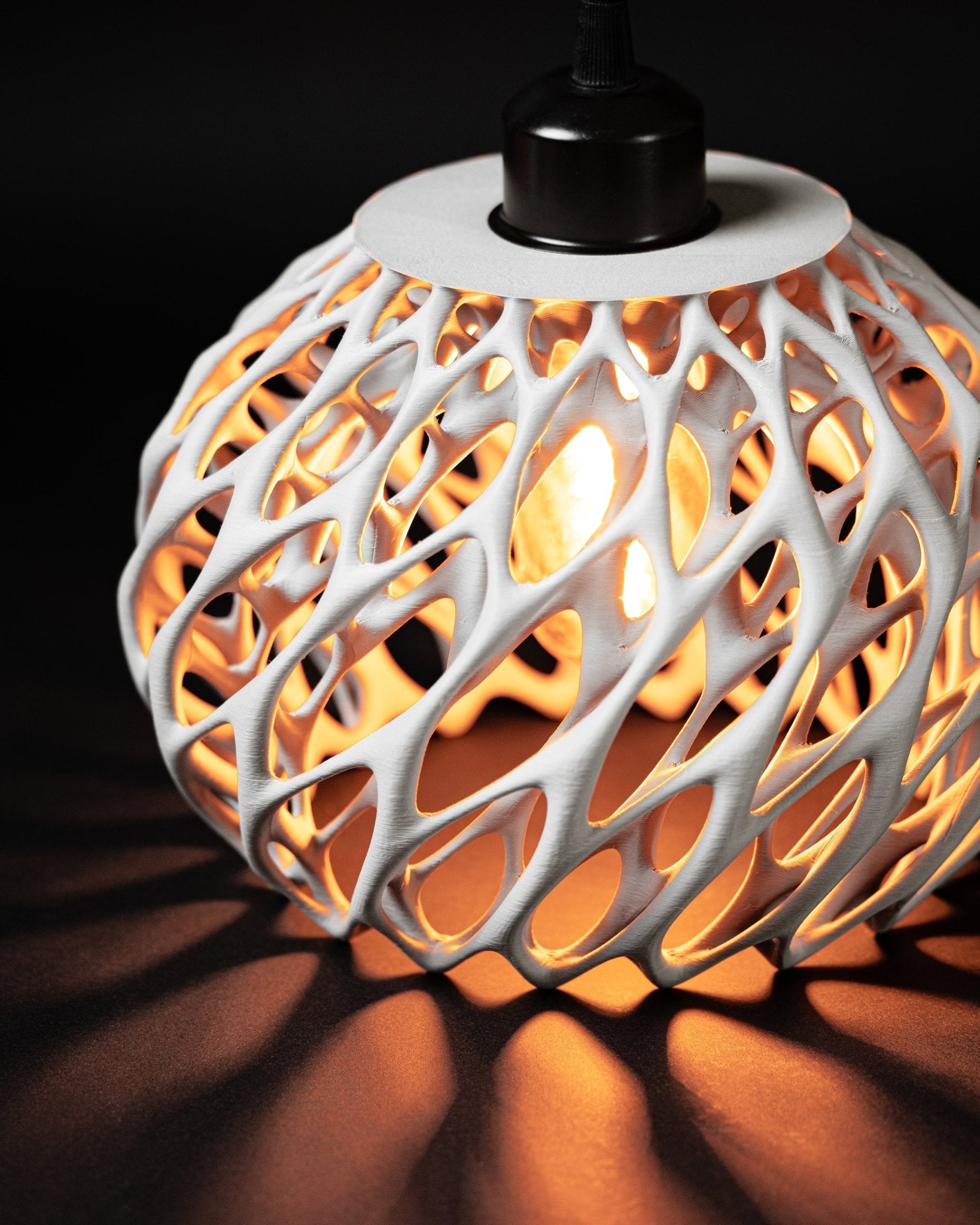 Twisted Pendant Lamp - LayerCraftLab